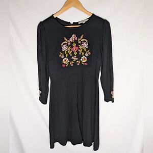 LOFT Black Knit Fit & Flare Dress Floral Embroidery Size 4